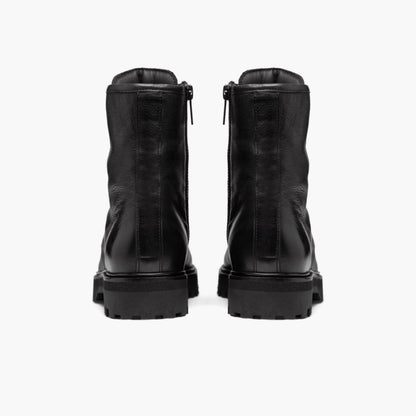 Combat | Black